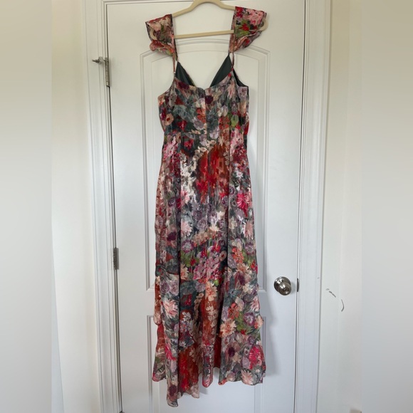 HUTCH- Coley Gown - Picture 2 of 6